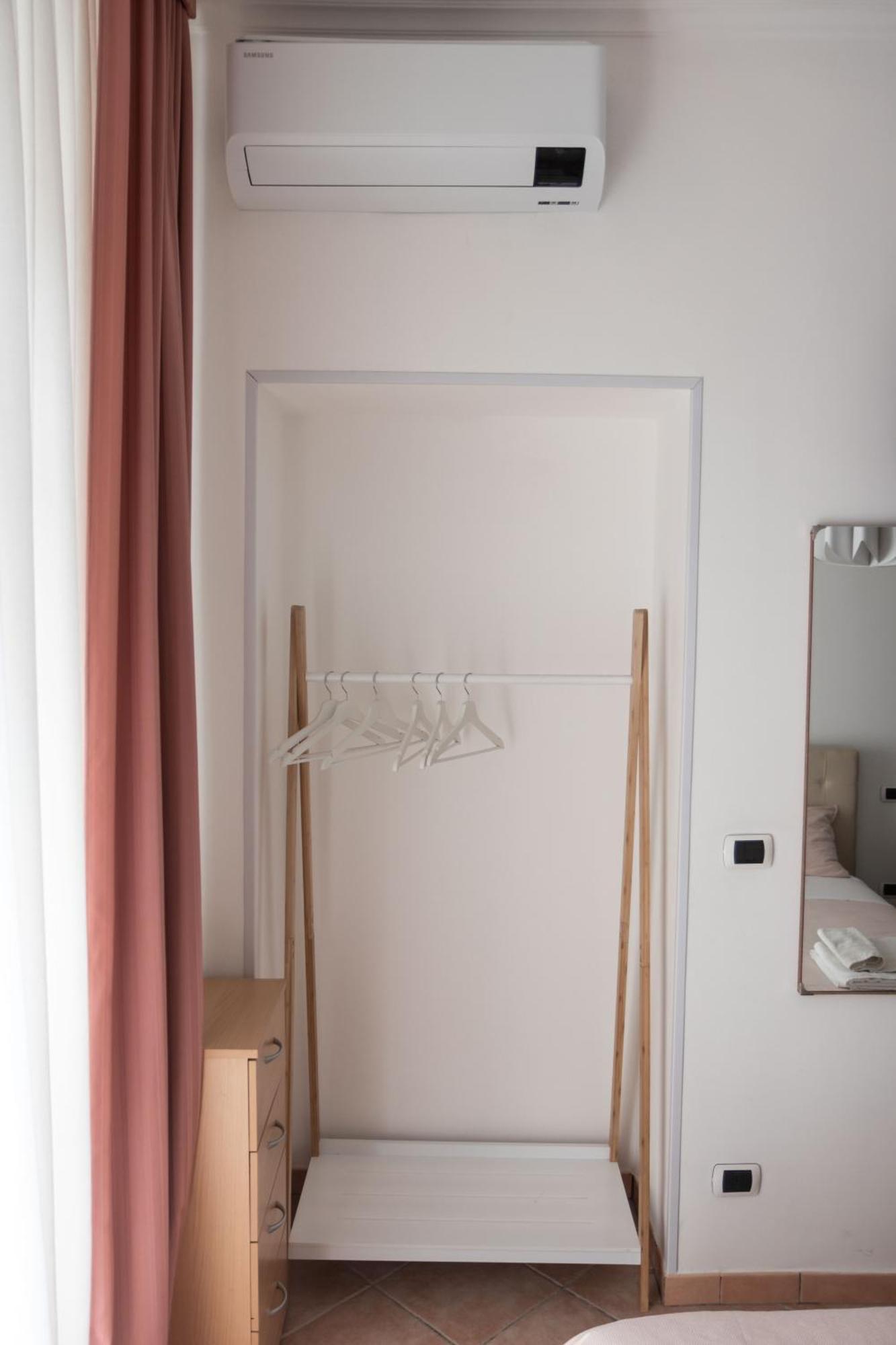 Casa Matteo53 Termini - Castro Pretorio Apartment Rome Bagian luar foto